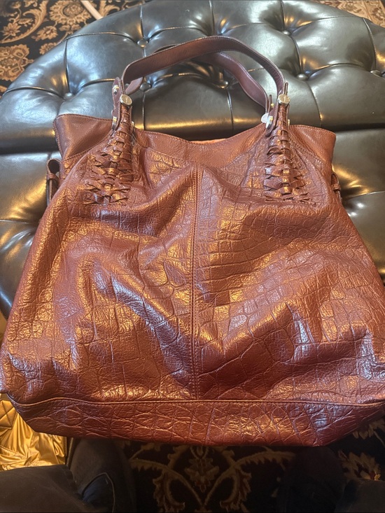 b. makowsky Handbags - b. makowsky Croc-Embossed Tote in Burgundy